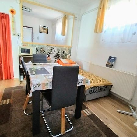 Отель Bundik Vendeghaz Береттьоуйфалу Экстерьер фото